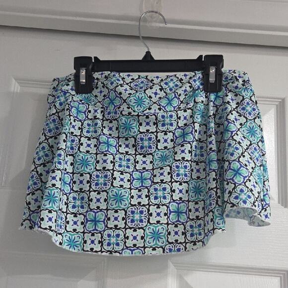 ❤️NWOT❤️Motherhood Blue and White Floral Tankini Top - Picture 9 of 12